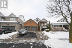 Real Estate -   30 AMANDA AVE, Whitby, Ontario - 